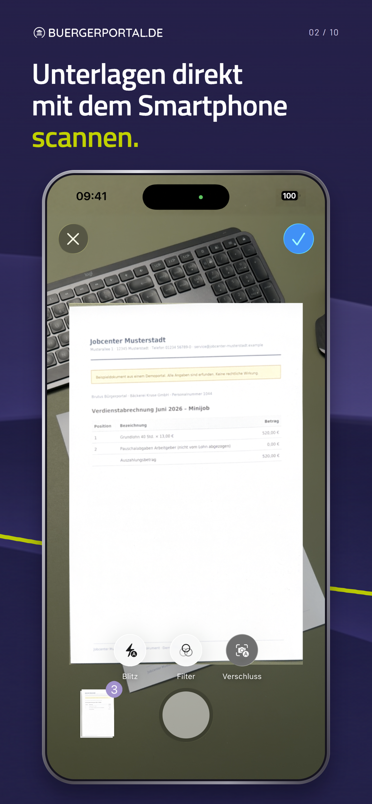 Unterlagen direkt mit dem Smartphone scannen. Die App erfasst ein Beispieldokument mit der Kamera.